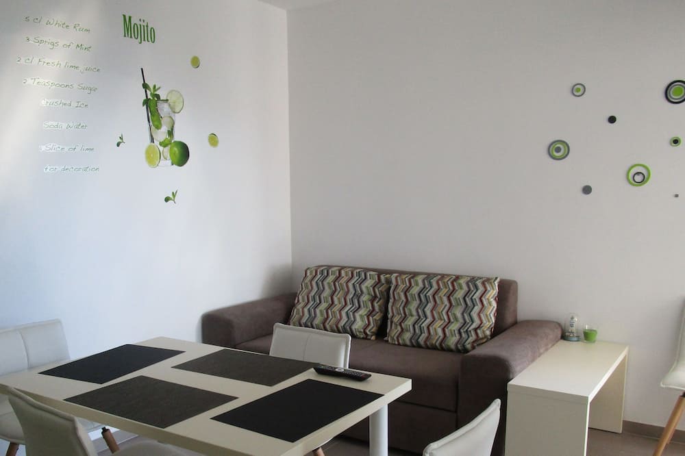 Photo of Livingroom in Podgora