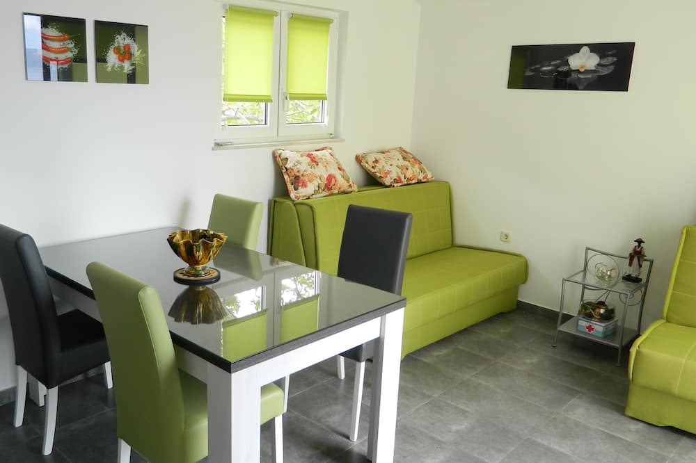 Photo of Livingroom in Podgora