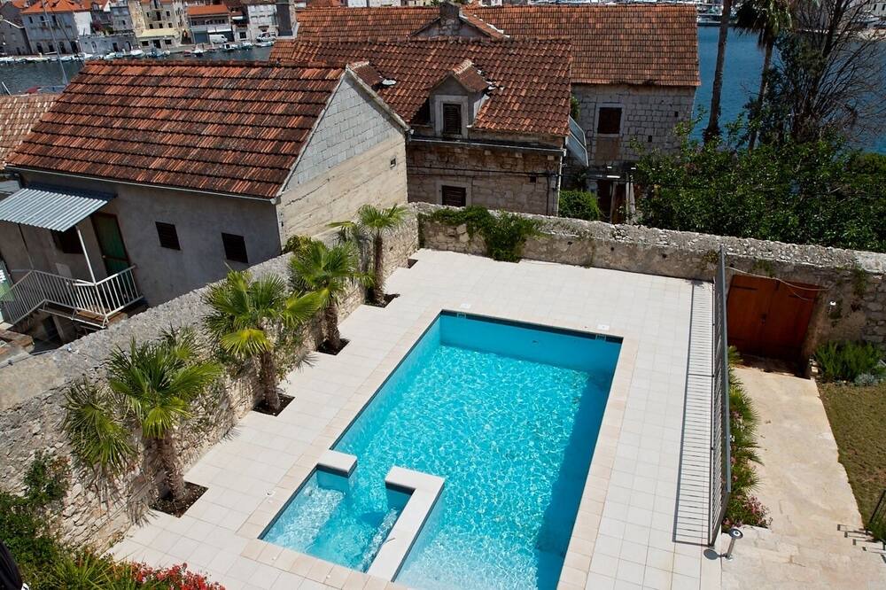 Photo of Outdoor in Milna (Brac)