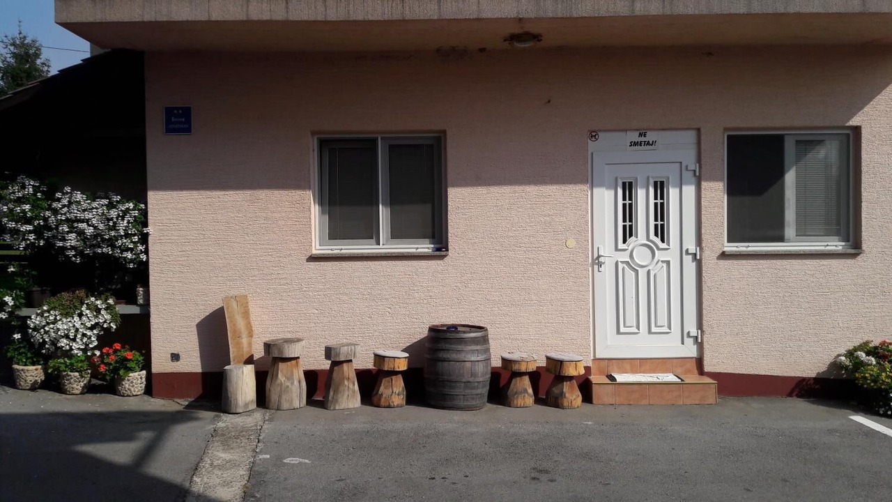 Photo of Buildings in Pisarovina