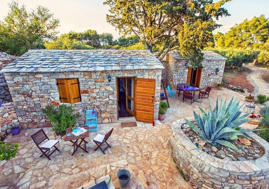 Photo of Patio Balcony in Cove Basina (Jelsa)