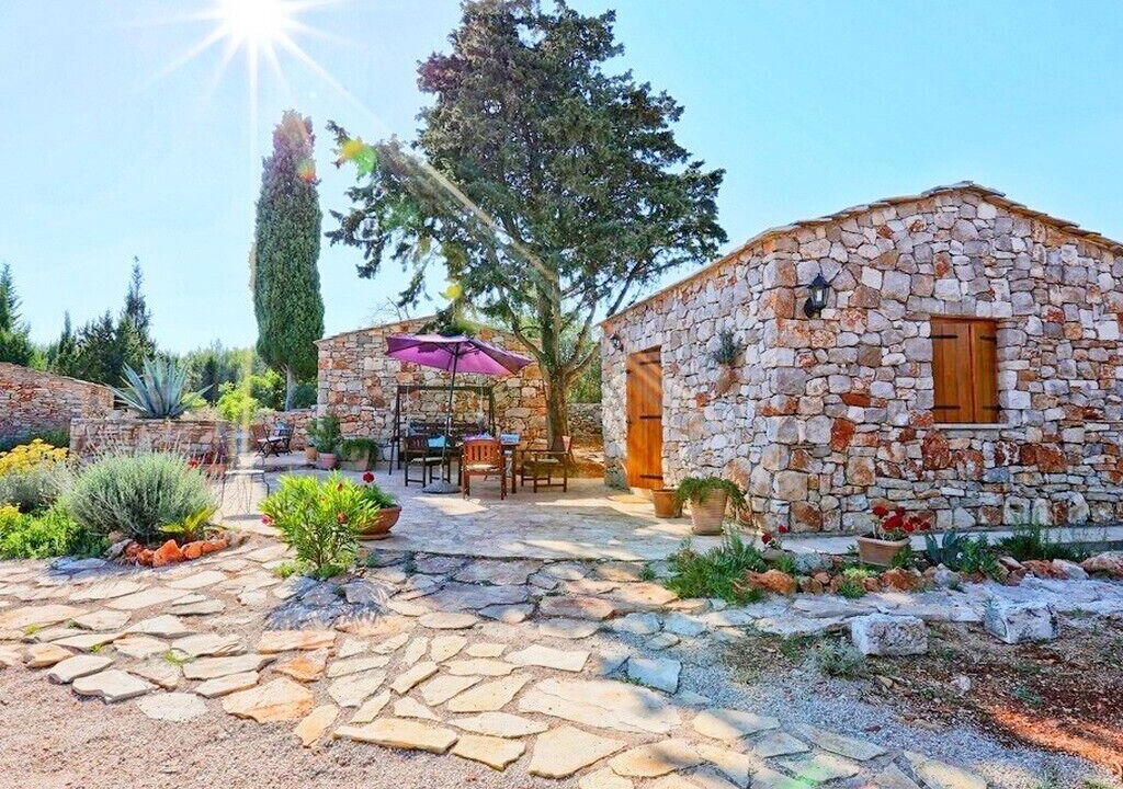Photo of Outdoor in Cove Basina (Jelsa)