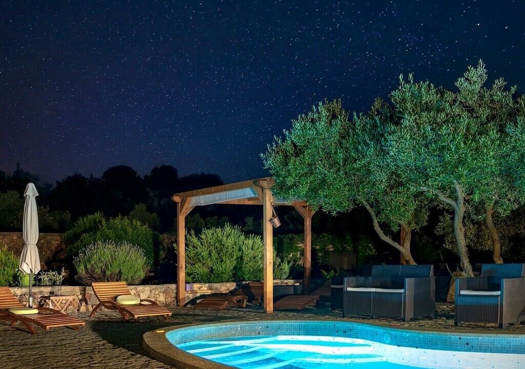 Photo of Outdoor in Cove Basina (Jelsa)