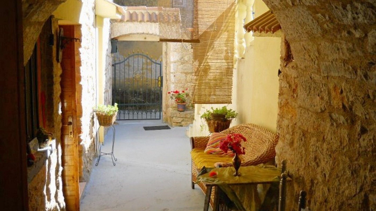 Photo of Others in Sutomiscica