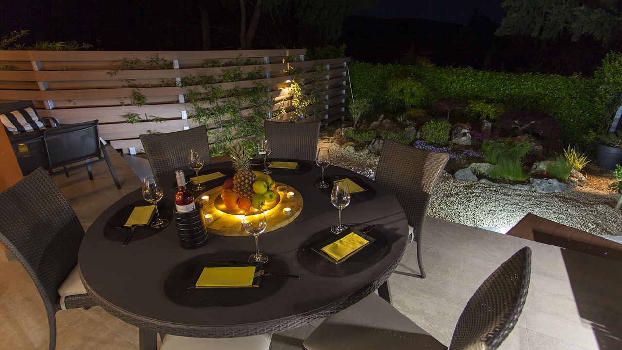 Photo of Outdoor in Cres