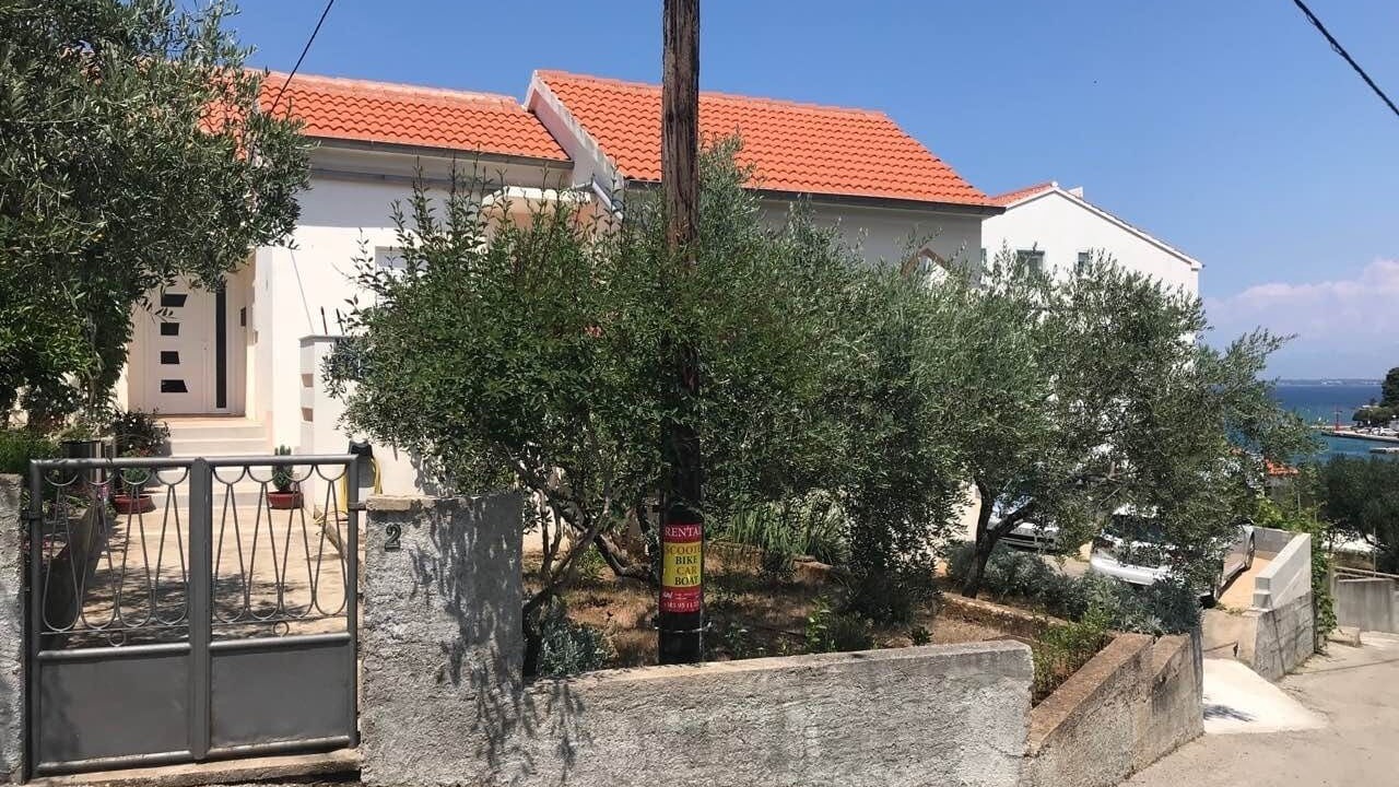 Photo of Outdoor in Lukoran