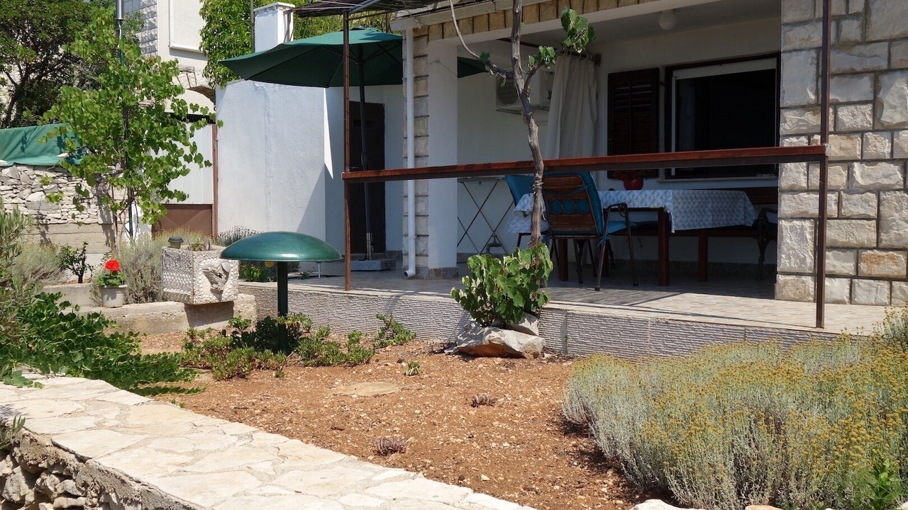 Photo of Outdoor in Potirna