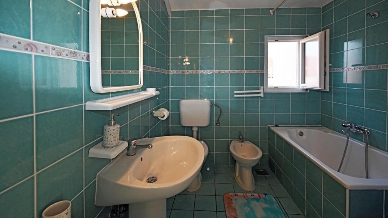 Photo of Bathroom in Slatine