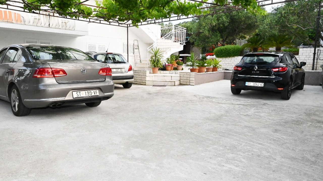 Photo of Outdoor in Slatine