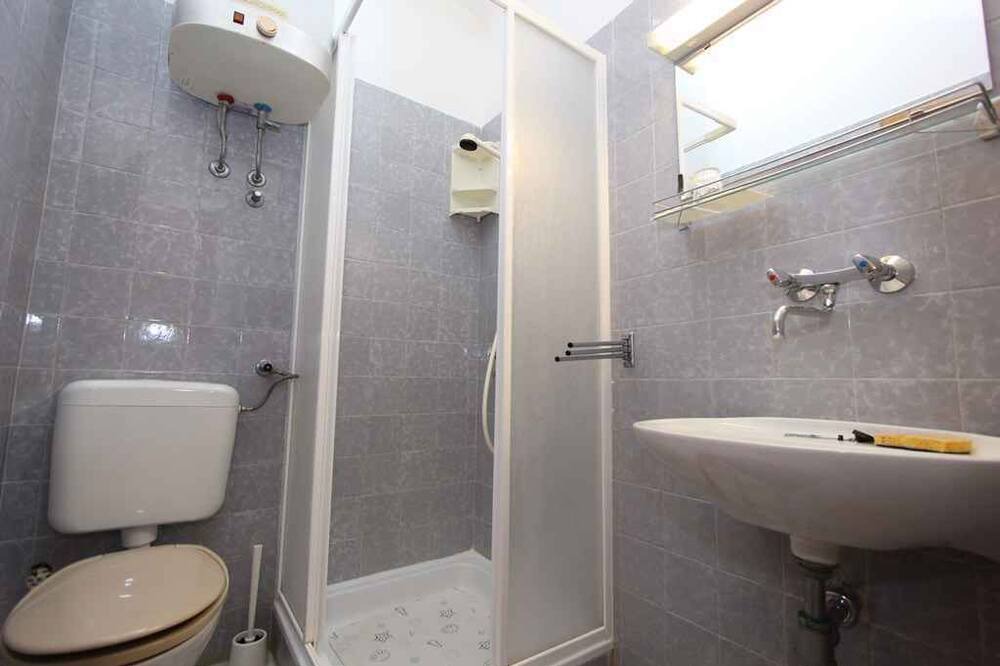Photo of Bathroom in Pomer
