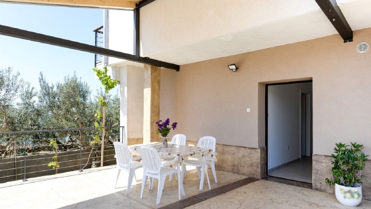 Photo of Outdoor in Rtina