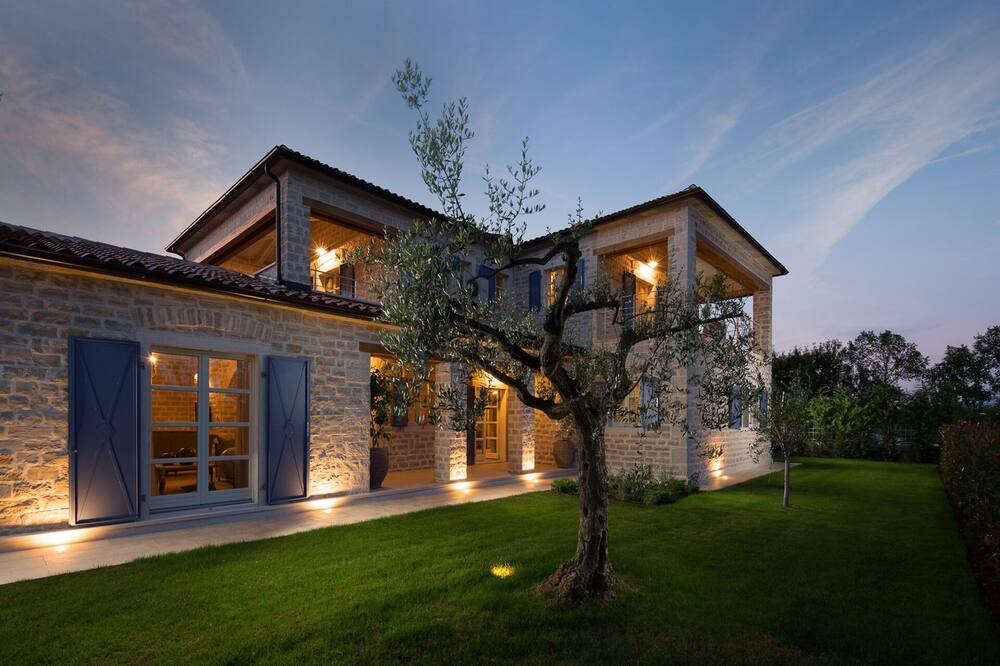 Photo of Outdoor in Korenici