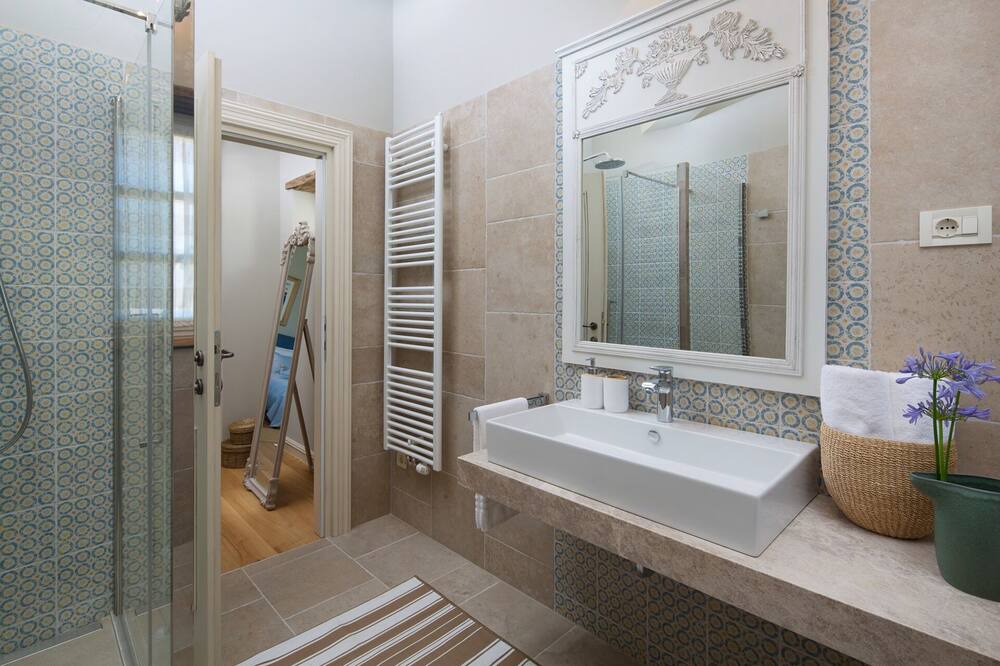 Photo of Bathroom in Korenici