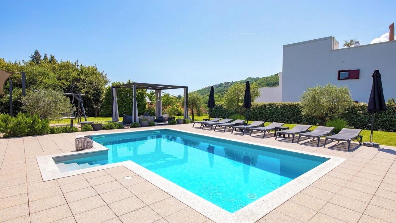 Photo of Outdoor in Mihotici
