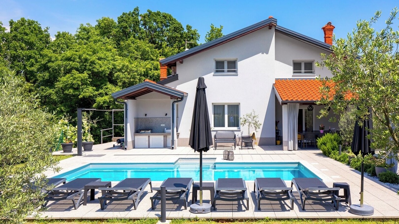 Photo of Outdoor in Mihotici