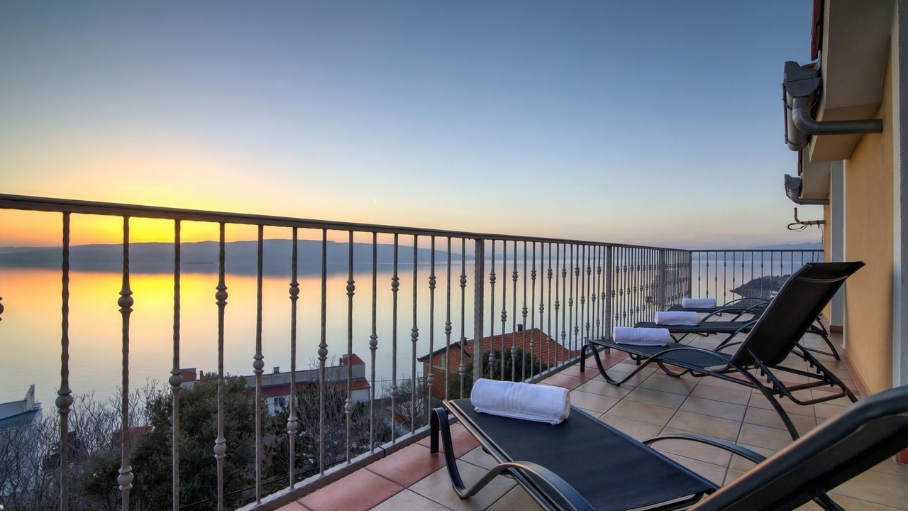 Photo of Patio Balcony in Vratarusa