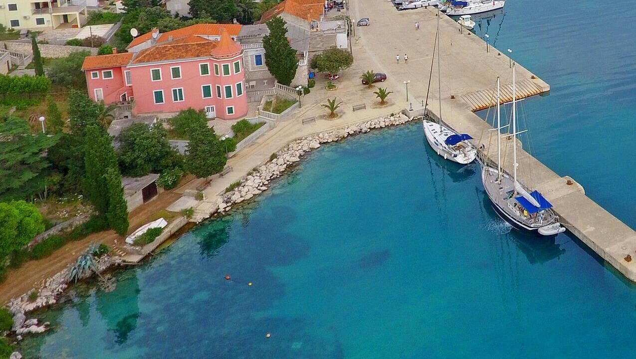 Photo of Outdoor in Molat