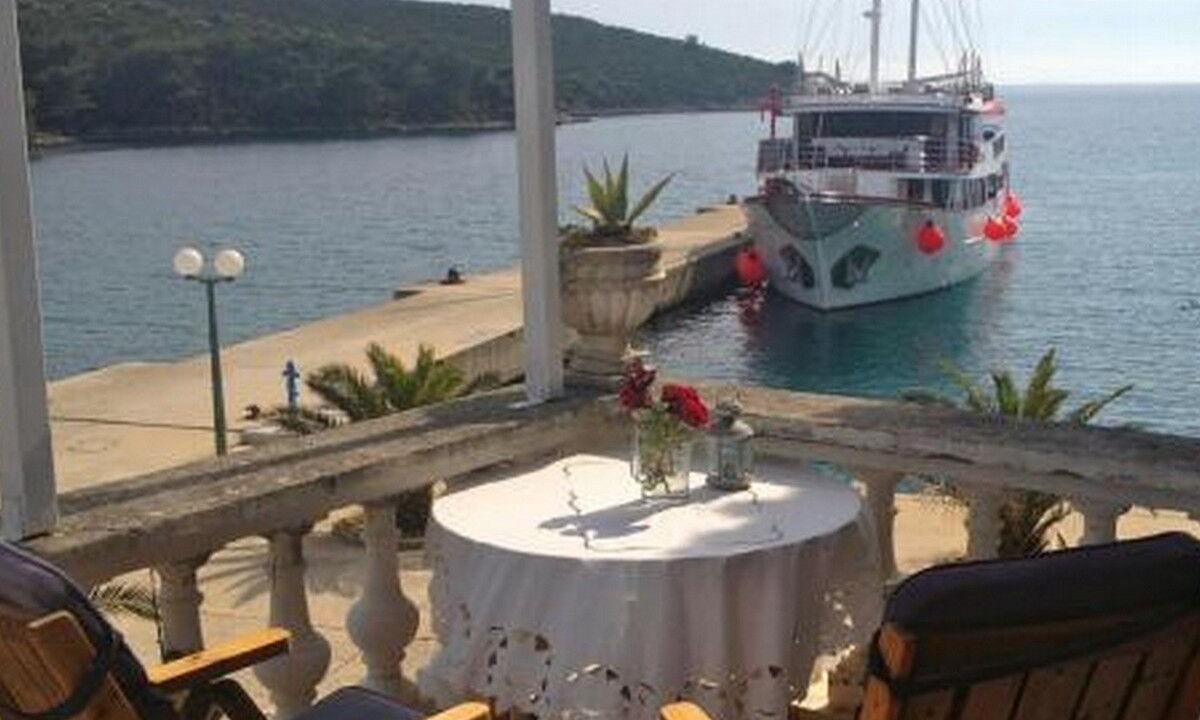 Photo of Others in Molat