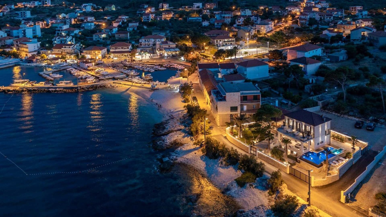 Photo of Outdoor in Slatine