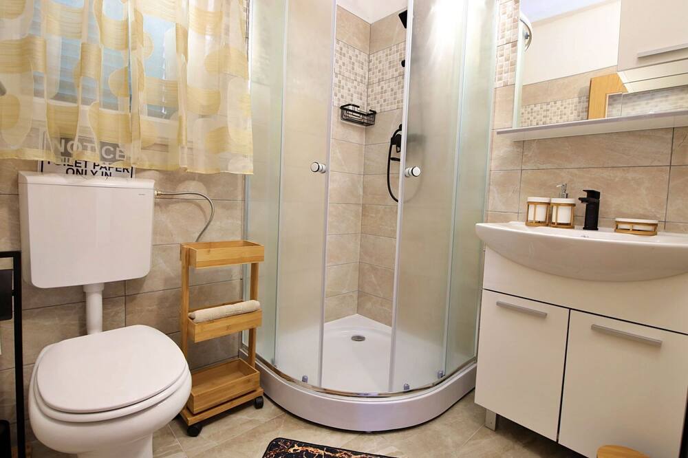Photo of Bathroom in Babina