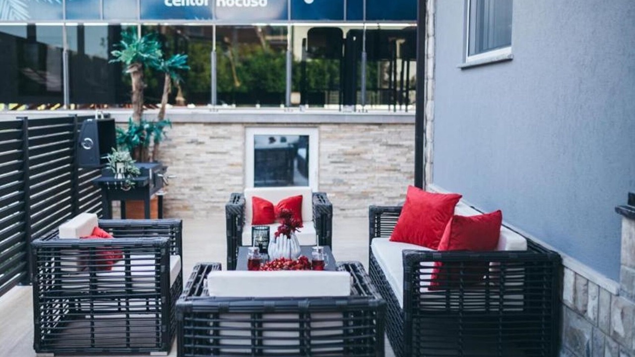 Photo of Outdoor in Trn