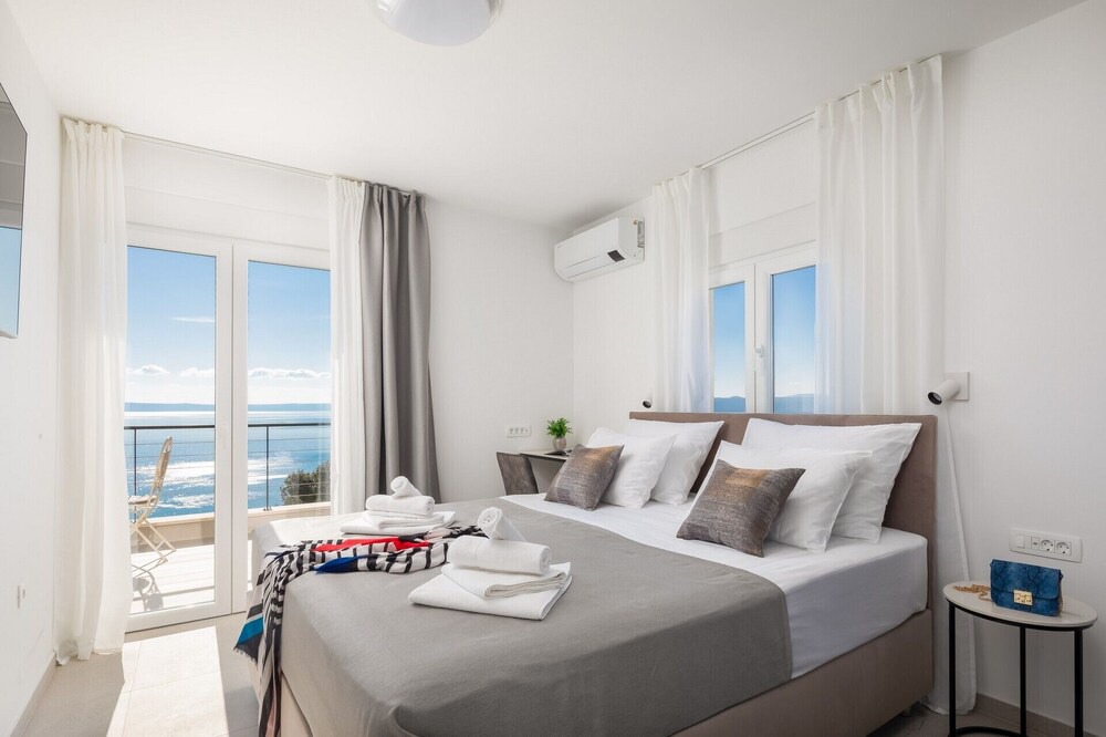 Photo of Bedroom in Brela