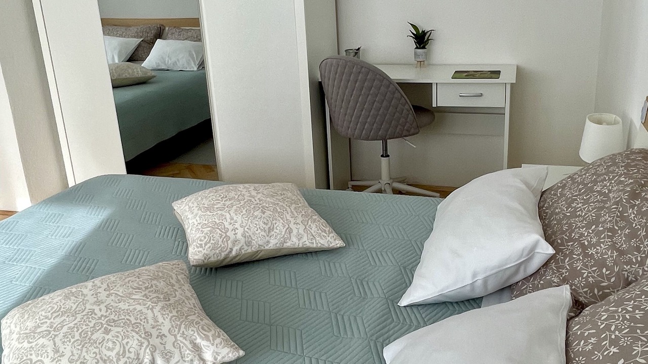 Photo of Bedroom in Cove Parja
