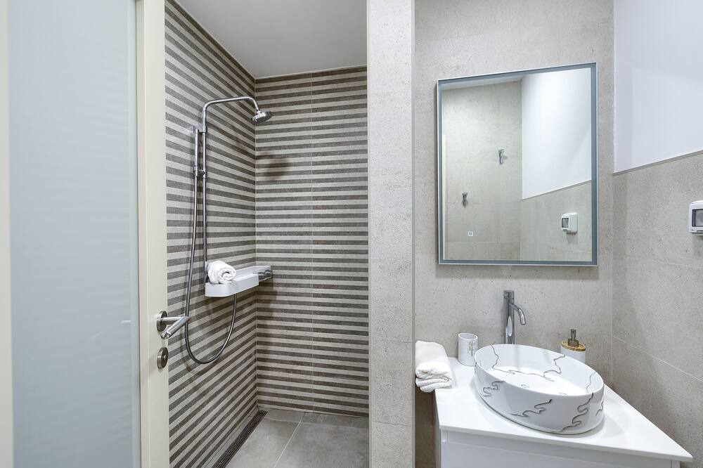 Photo of Bathroom in Belavici