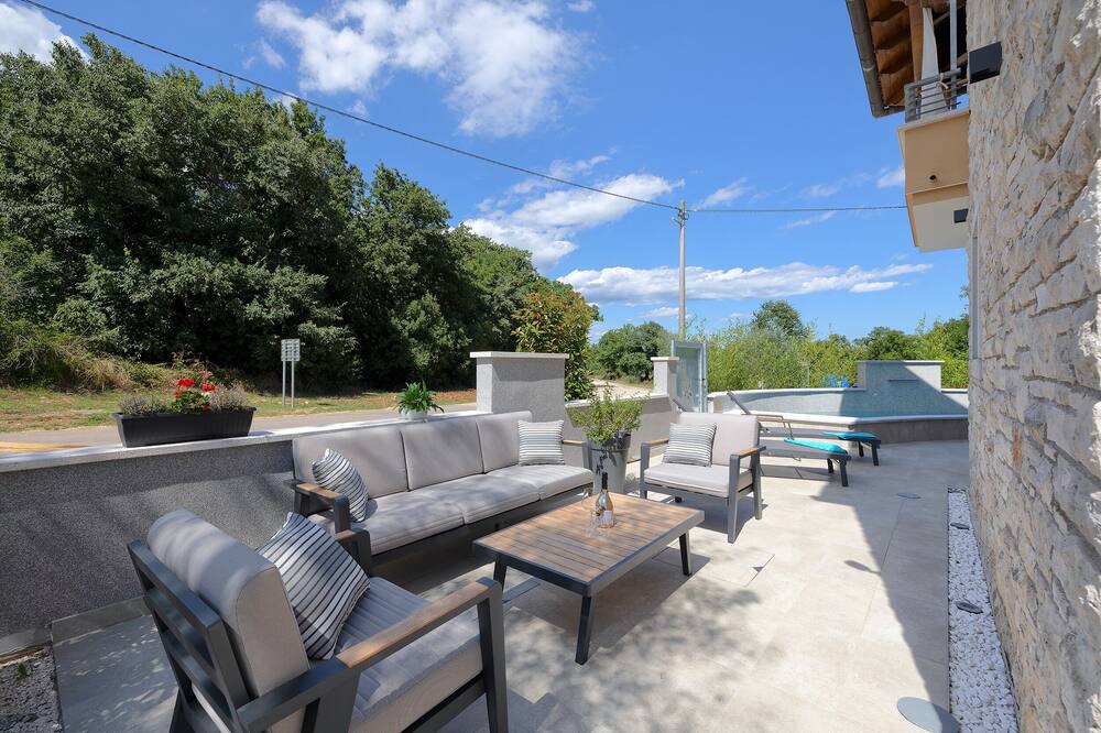 Photo of Outdoor in Belavici