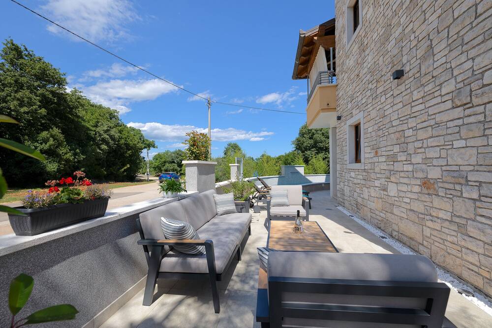 Photo of Outdoor in Belavici