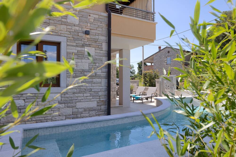 Photo of Outdoor in Belavici