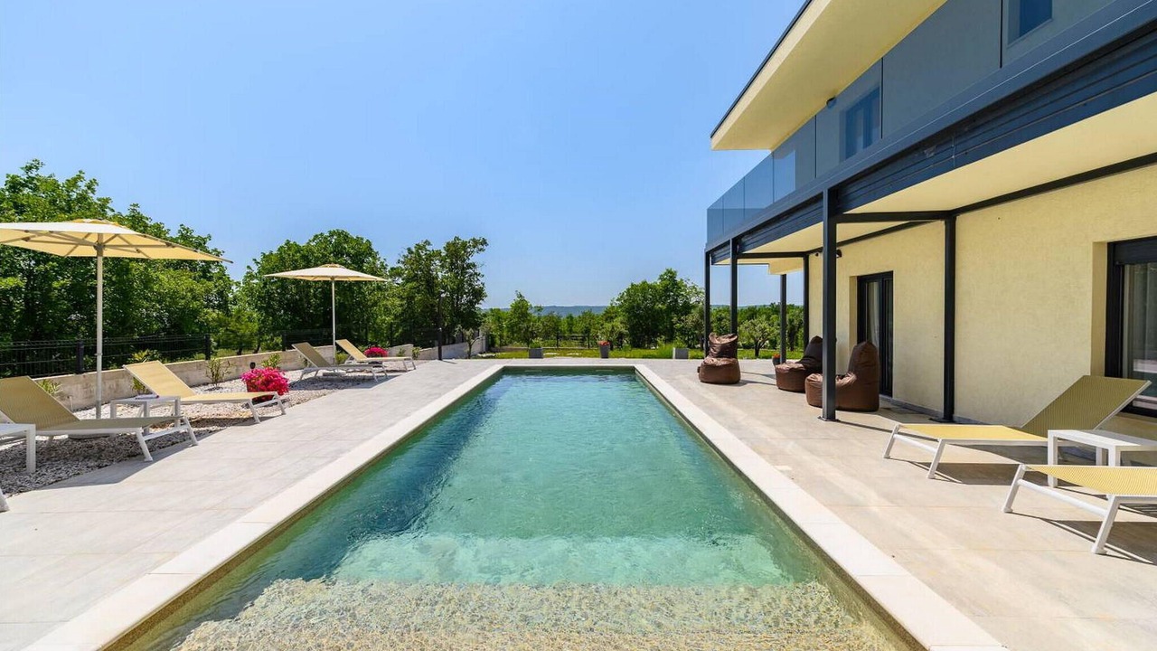 Photo of Outdoor in Brgod