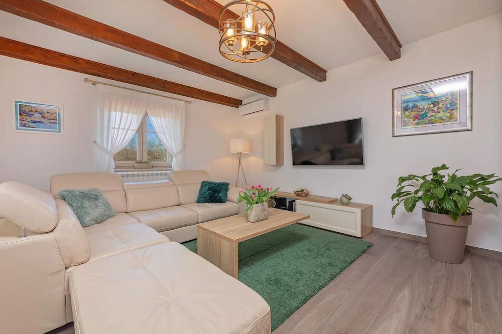 Photo of Bedroom in Topid