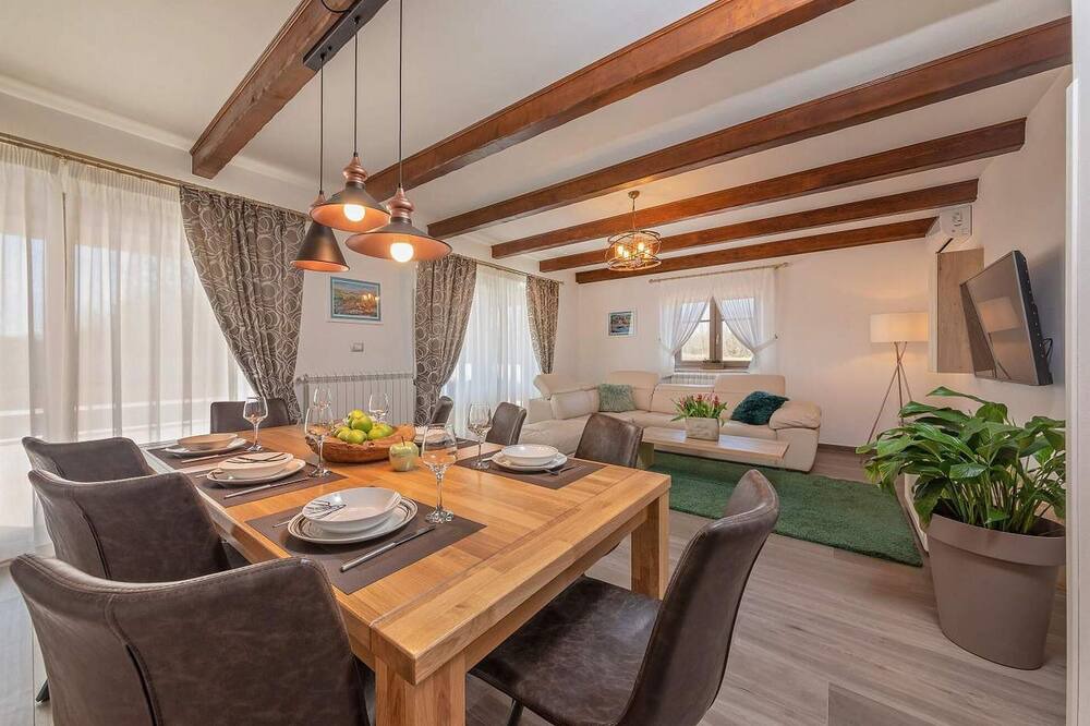 Photo of Bedroom in Topid