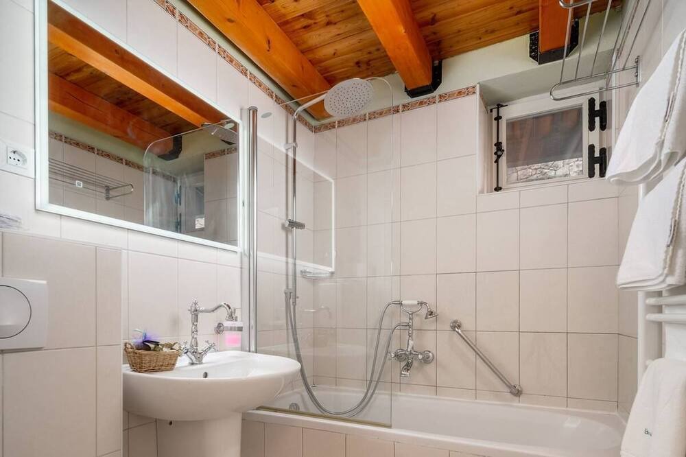 Photo of Bathroom in Milna (Brac)