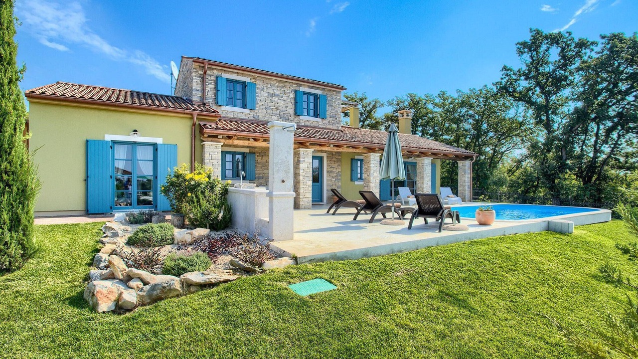 Photo of Outdoor in Vardica