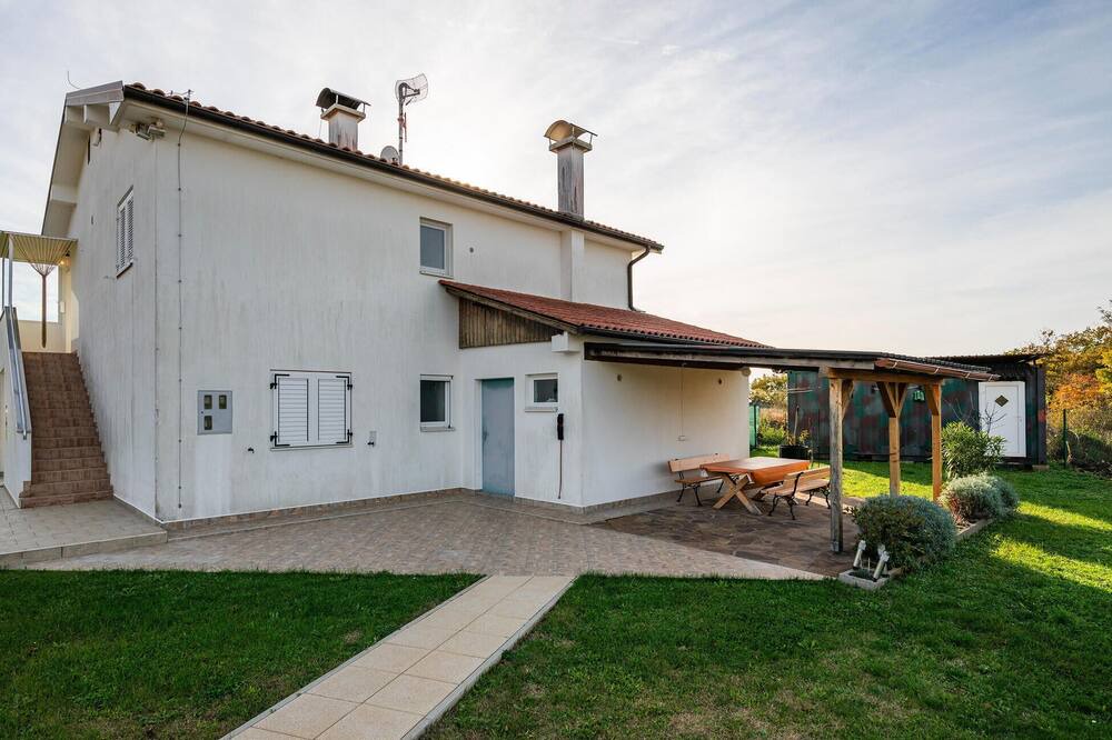 Photo of Outdoor in Prkacini