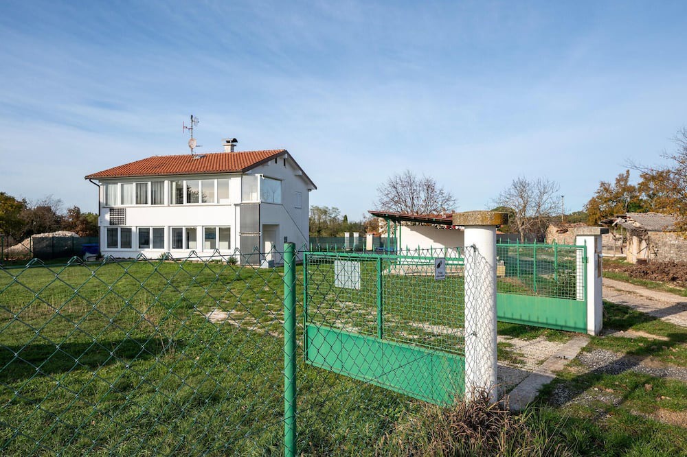 Photo of Outdoor in Prkacini
