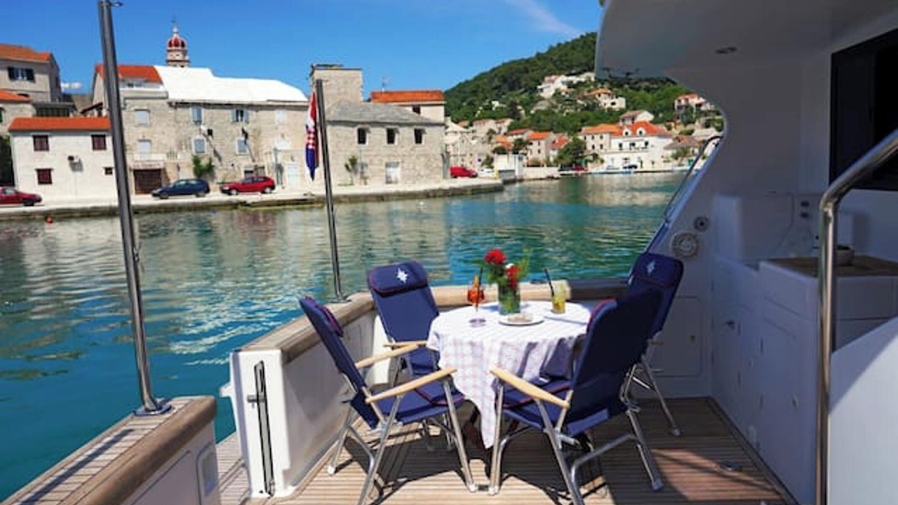 Photo of Outdoor in Cove Basina (Jelsa)