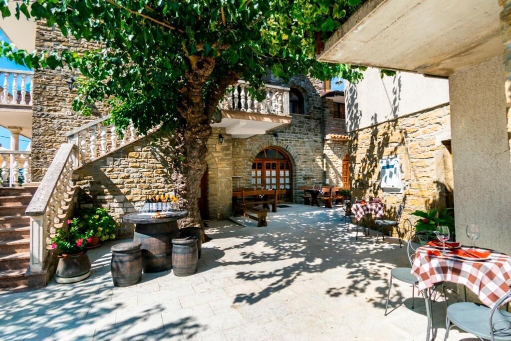 Photo of Outdoor in Momjan