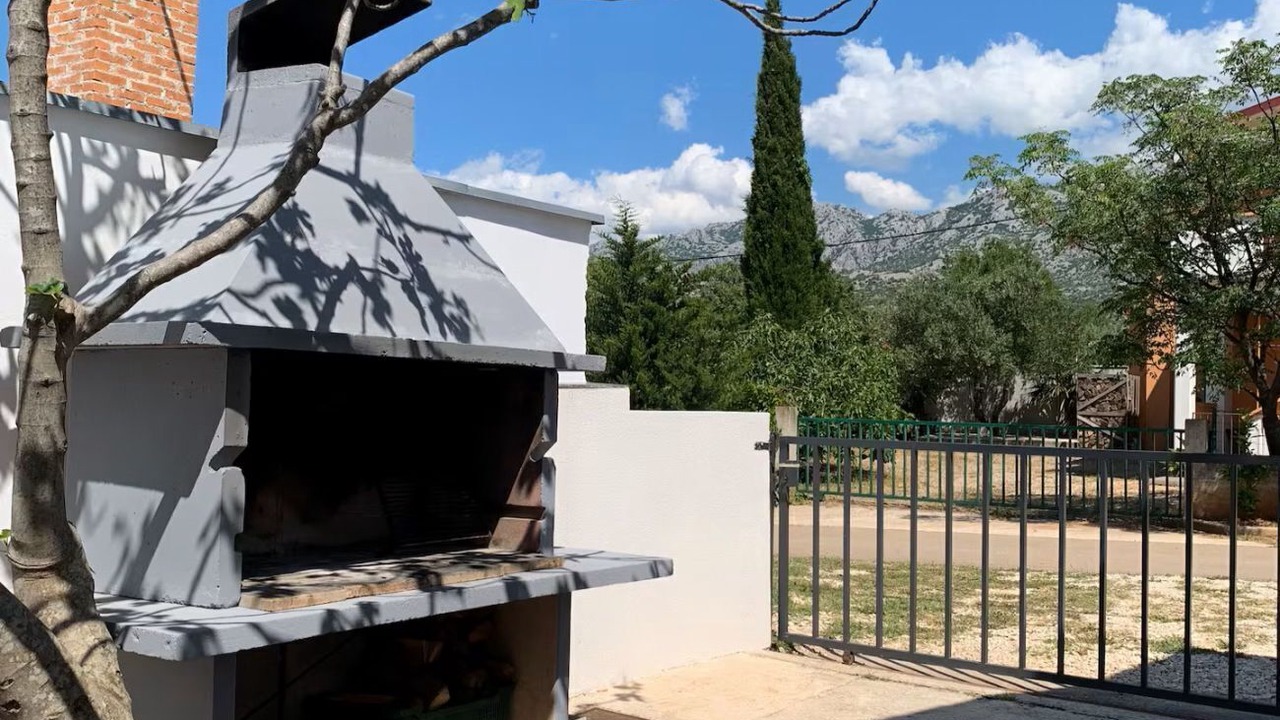 Photo of Outdoor in Seline