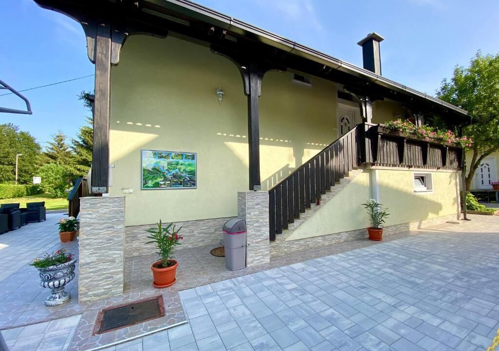 Photo of Patio Balcony in Jezerce