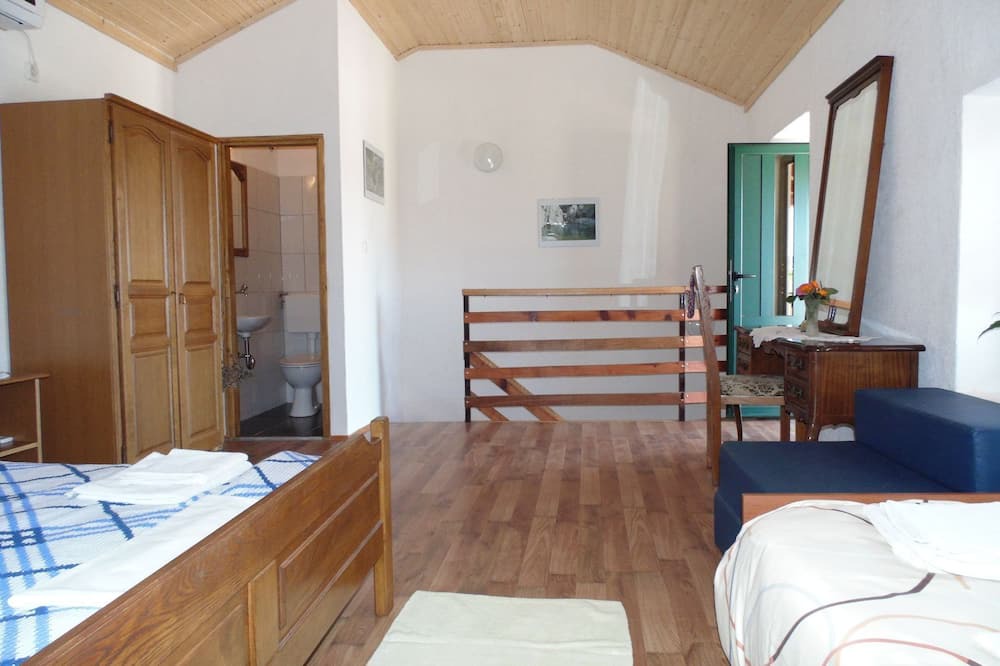 Photo of Others in Starigrad