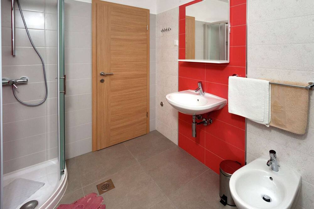 Photo of Bathroom in Brulo