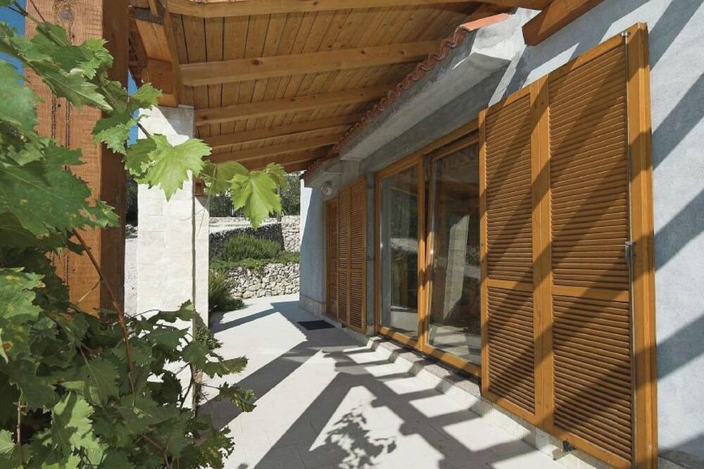 Photo of Outdoor in Preko