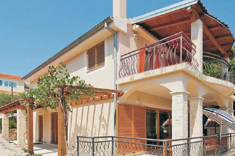 Photo of Outdoor in Preko