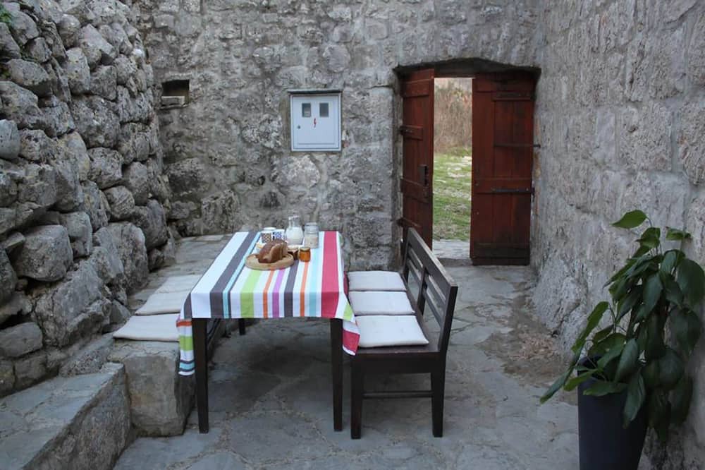 Photo of Patio Balcony in Stravca