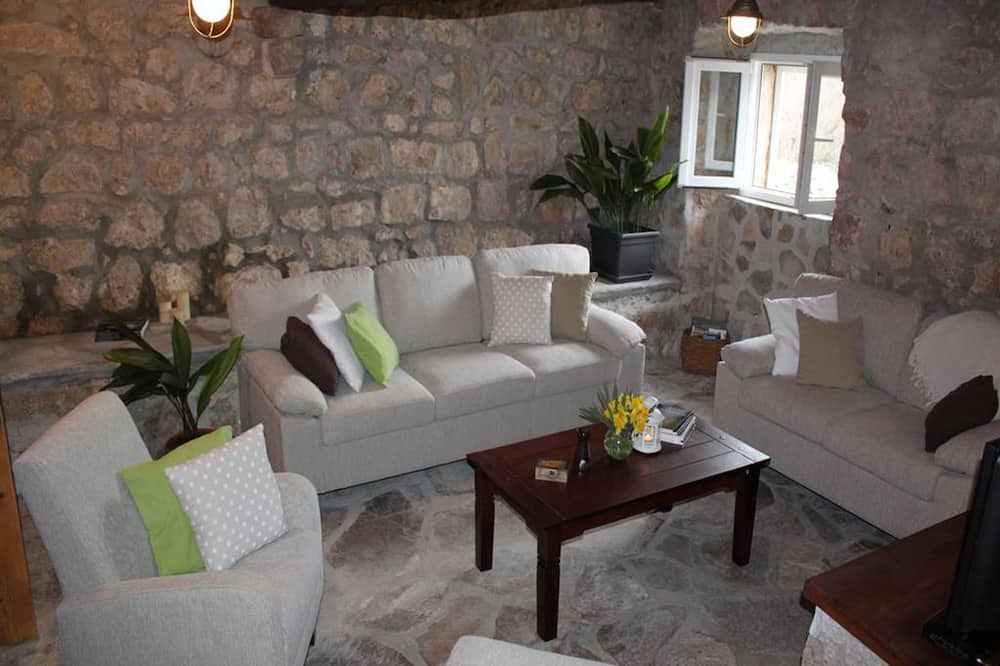 Photo of Livingroom in Stravca
