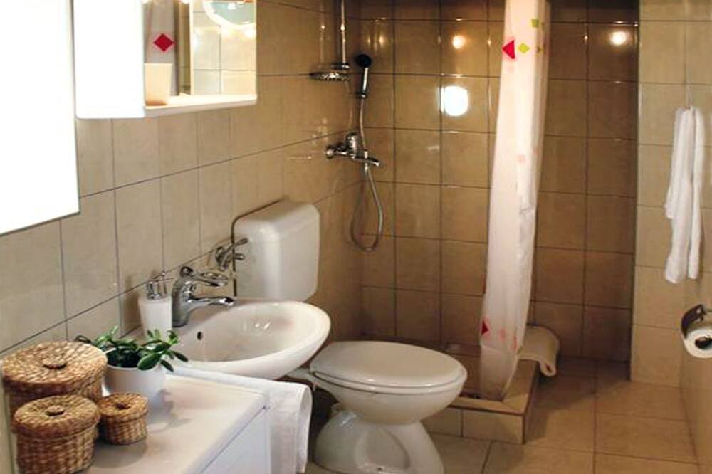 Photo of Bathroom in Stravca