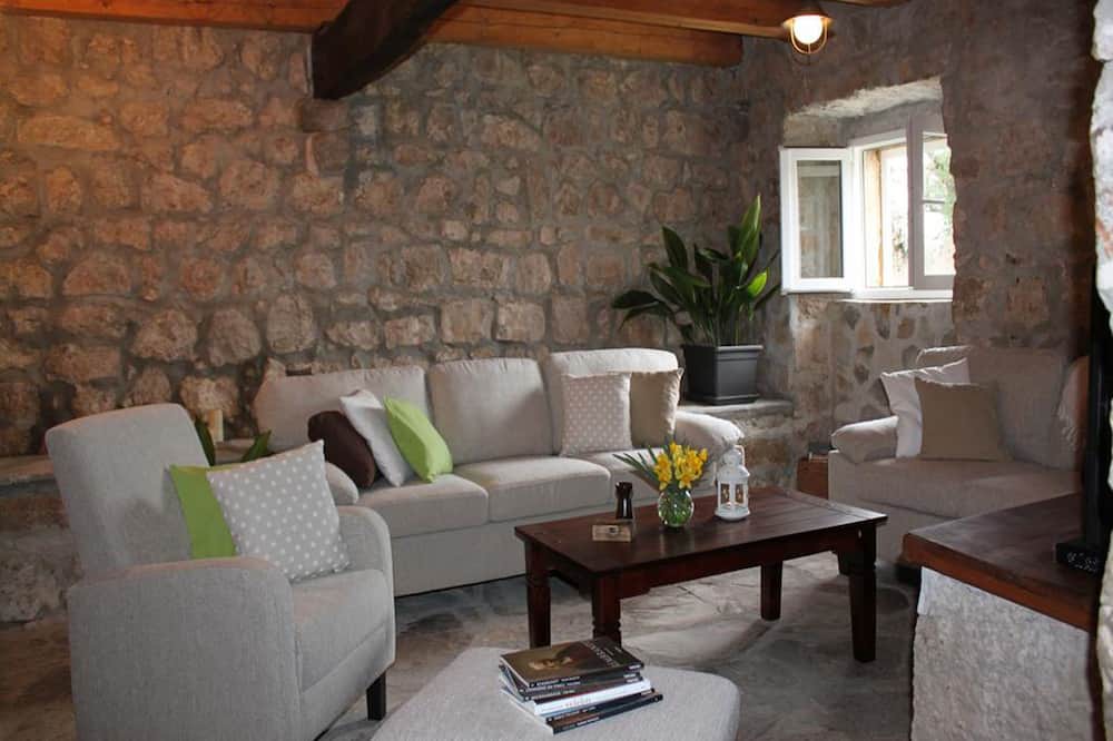 Photo of Livingroom in Stravca
